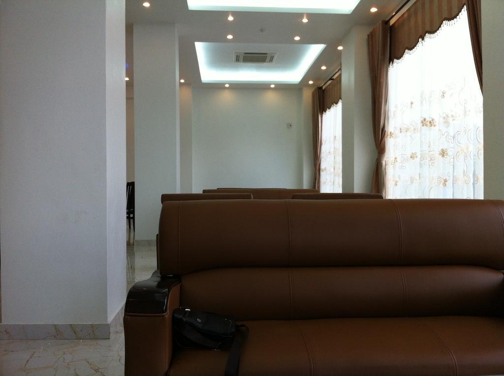 Royal Anan Hotel Ninh Binh Exterior photo